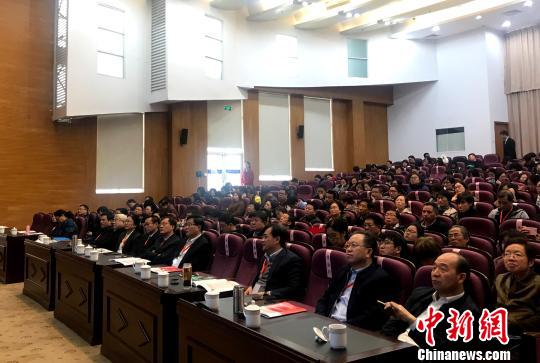 中國教育界專家學(xué)者聚揚(yáng)州縱論 文化教育